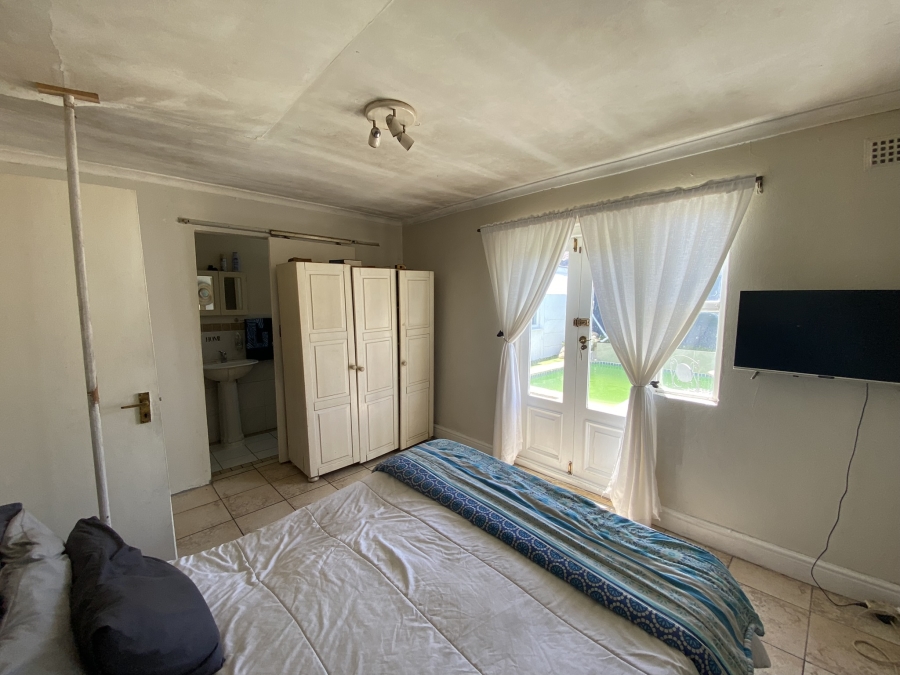 2 Bedroom Property for Sale in Pelican Park Western Cape